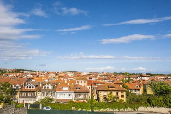 Casa independiente en calle la Guía