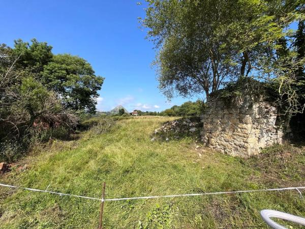 Casa de pueblo en Lugar la Granda, 6 a