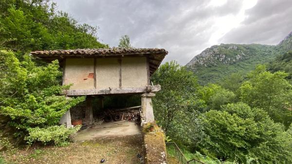 Casa independiente en Santoveña