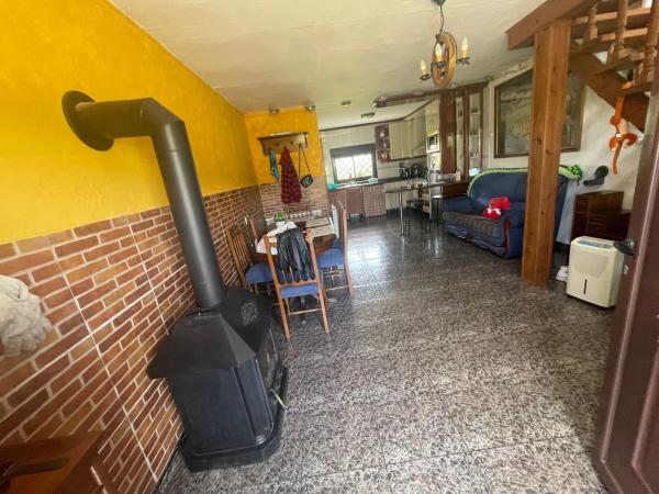 Casa independiente en Lugar Cuadroveña, 46