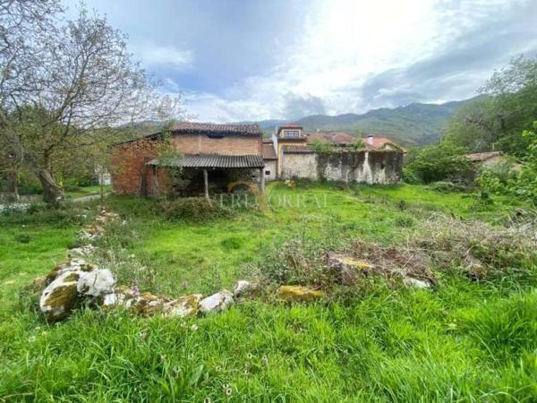 Casa independiente en plaza San Roque
