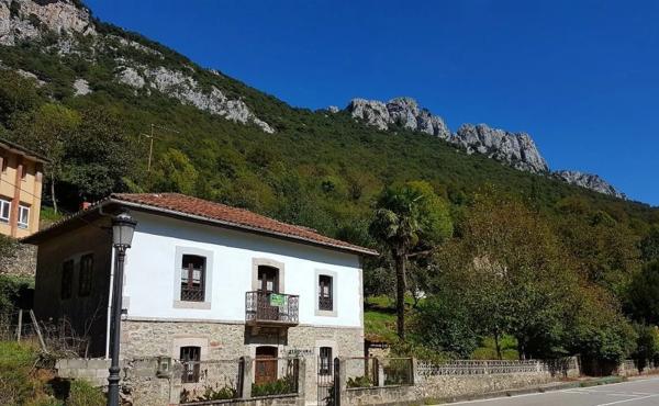 Casa independiente en Cangas de Onís - Panes