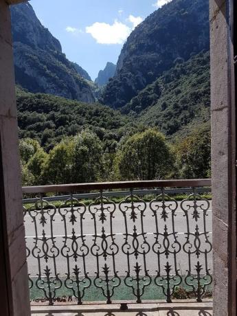 Casa independiente en Cangas de Onís - Panes