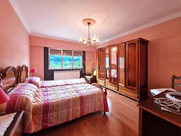 Casa independiente en calle de Palacio Valdés