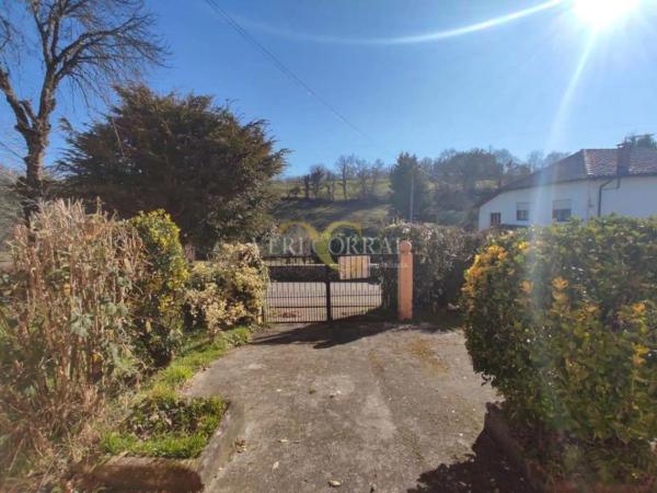 Casa independiente en carretera de Robledo y Cereceda