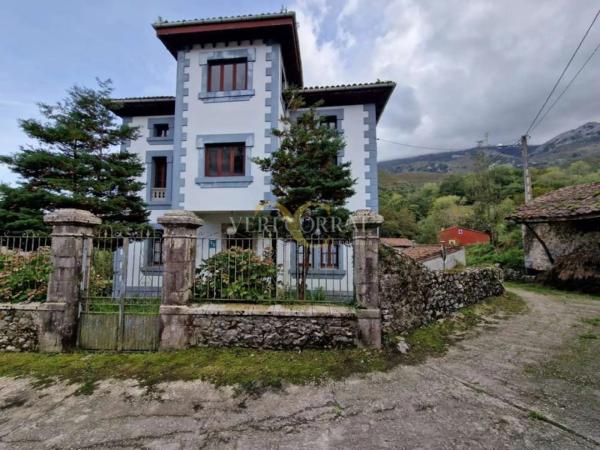 Casa independiente en Lln-5