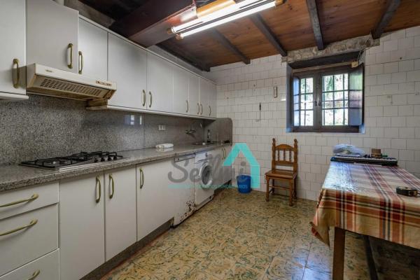 Casa independiente en calle Rozas