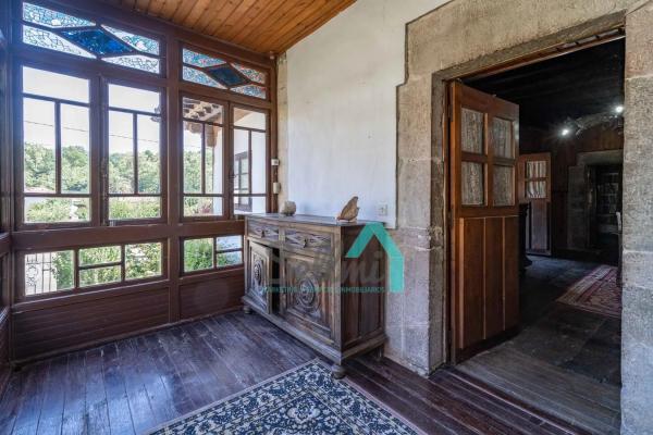 Casa independiente en calle Rozas