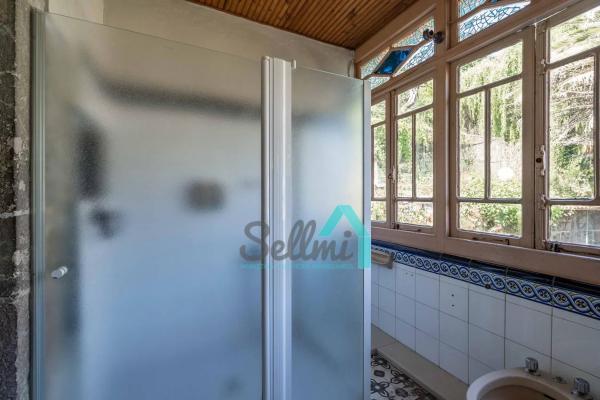 Casa independiente en calle Rozas