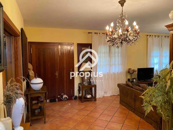 Casa independiente en As-379