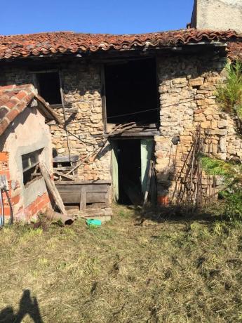 Casa de pueblo en Lugar Gobiendes s/n sn