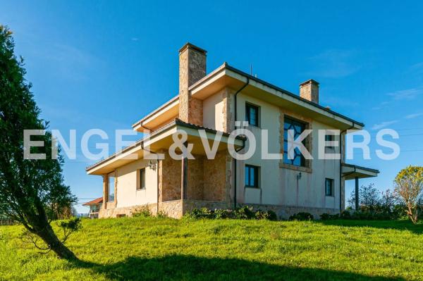 Casa independiente en Enol s/n