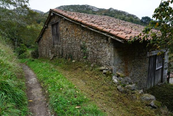 Finca rústica en Lugar Sieres, 18