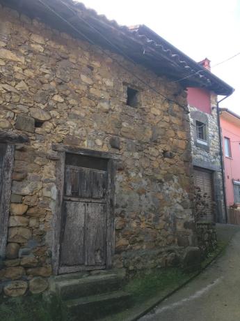 Casa de pueblo en Lugar Sebares, 86