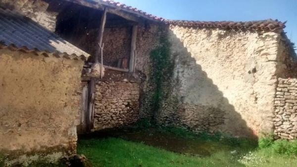 Casa independiente en calle Badalán