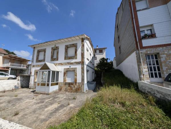 Casa independiente en calle Crucero