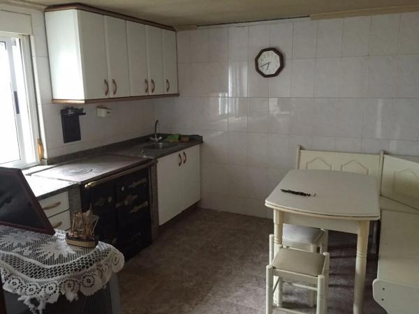 Caserón en carretera Ti-10 s/n Sn