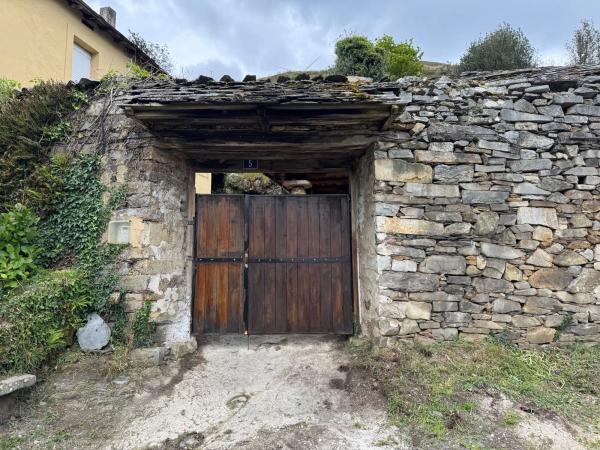 Caserón en Caserio paradiella s/n