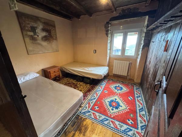 Caserón en Caserio paradiella s/n