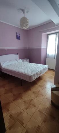 Casa de pueblo en calle Cimadevilla, 2