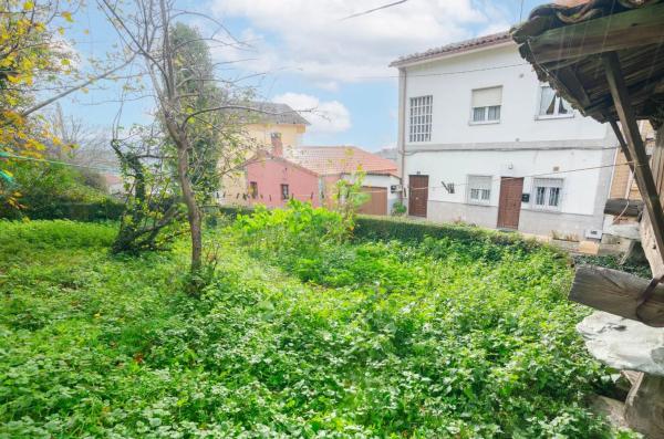 Casa independiente en calle José María Velasco Álvarez, 1