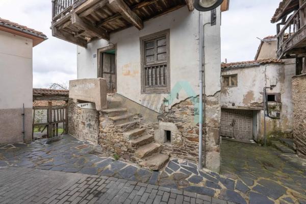 Casa independiente en calle Cimadevilla
