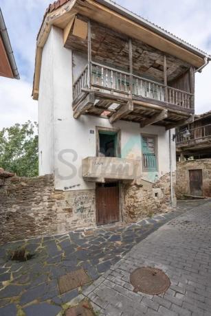 Casa independiente en calle Cimadevilla