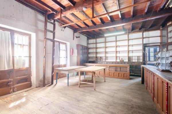 Casa independiente en Luarca - Pola de Allande, 4 -7