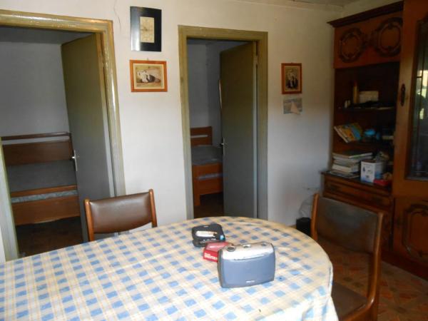 Casa de pueblo en As-217, 1 -2