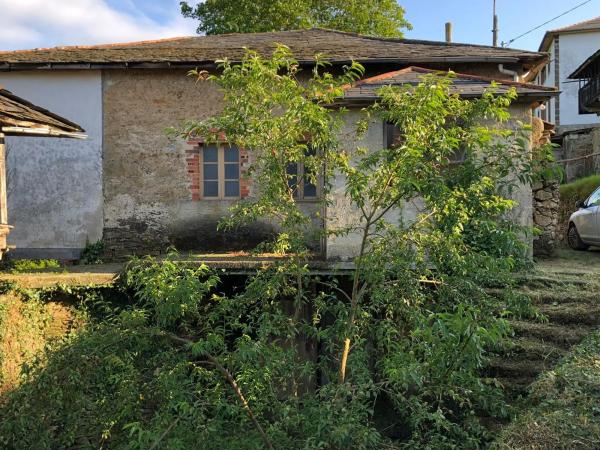 Casa independiente en morados s/n