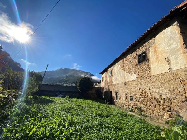Casa independiente en Tuña, 80