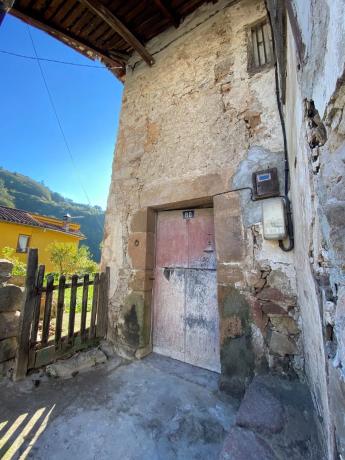 Casa independiente en Tuña, 80