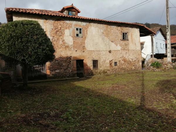 Casa independiente en Tuña, 80
