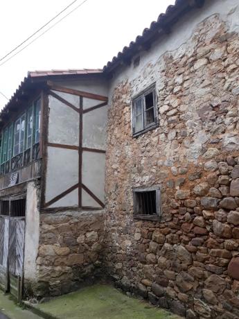 Casa independiente en Tuña, 80