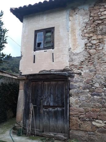 Casa independiente en Tuña, 80