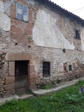 Casa independiente en Tuña, 80