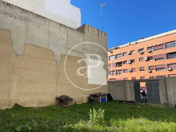 Terreno en avenida del Maestrat