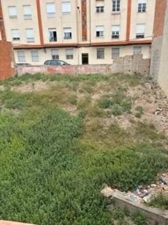Terreno en calle de Llíria, 46