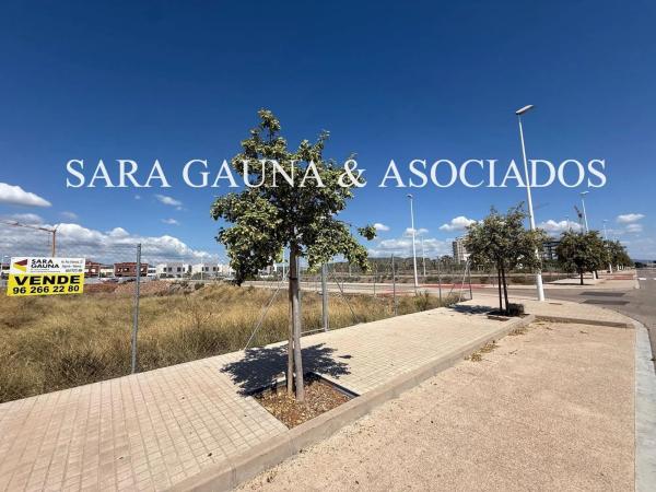 Terreno en calle de l'Artesa Manuel Ordaz
