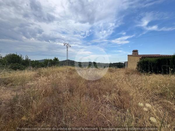 Terreno en avenida de València, 23