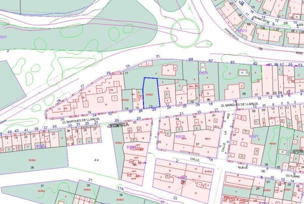 Terreno en avenida Santo Espíritu Pau