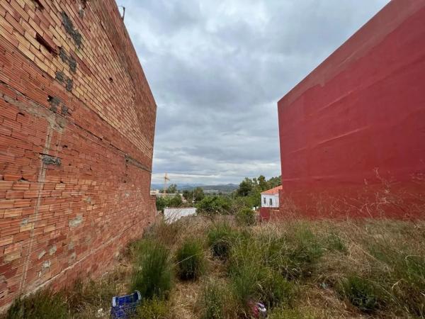 Terreno en avenida Santo Espíritu Pau