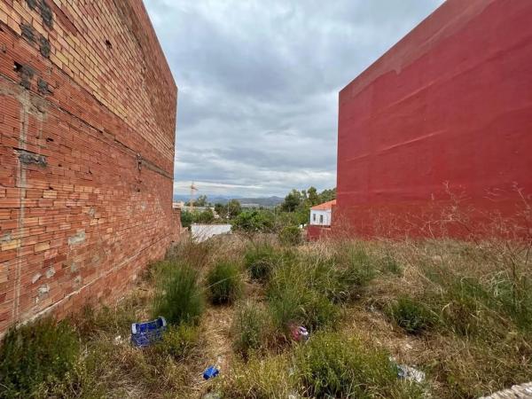 Terreno en avenida Santo Espíritu Pau