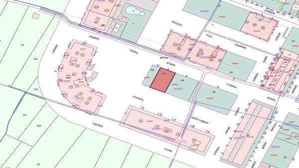 Terreno en calle Serra Aitana