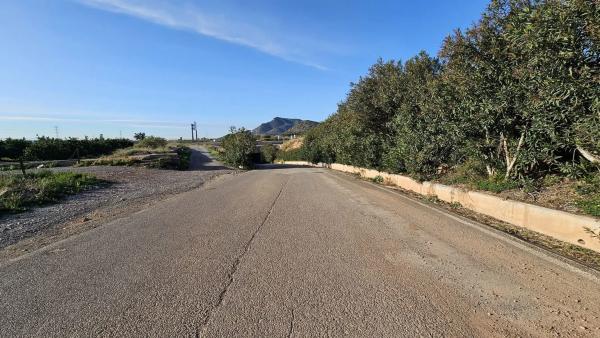 Terreno en camino de Gausa