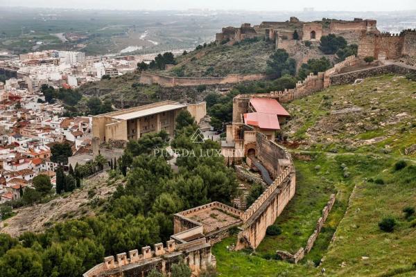 Terreno en avenida 3 d'Abril