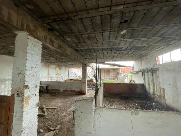 Terreno en calle Faura