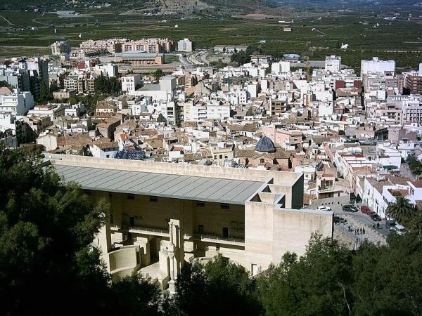Terreno en avenida 3 d'Abril