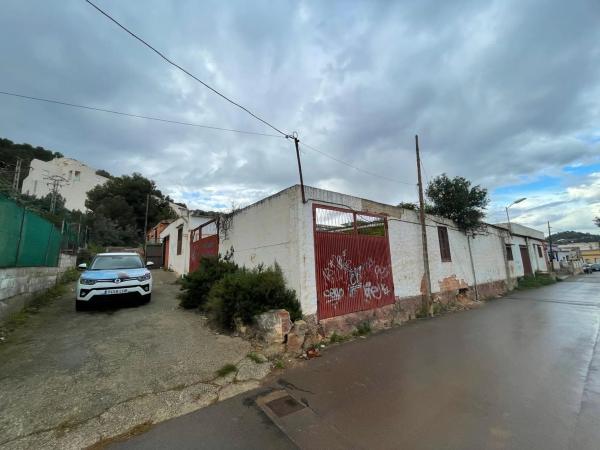 Terreno en calle Faura