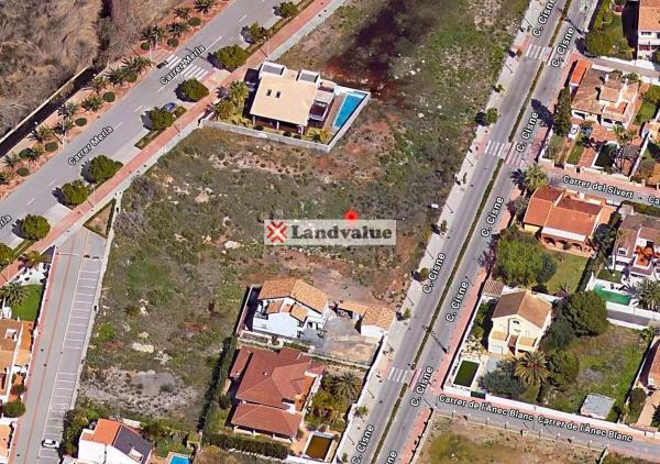 Terreno en calle del Cigne, 24